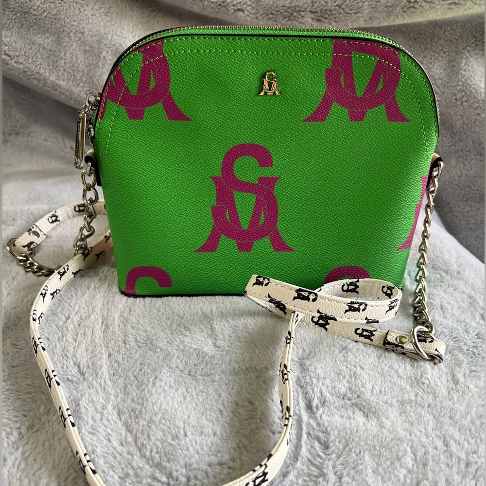 Steven Madden crossbody purse